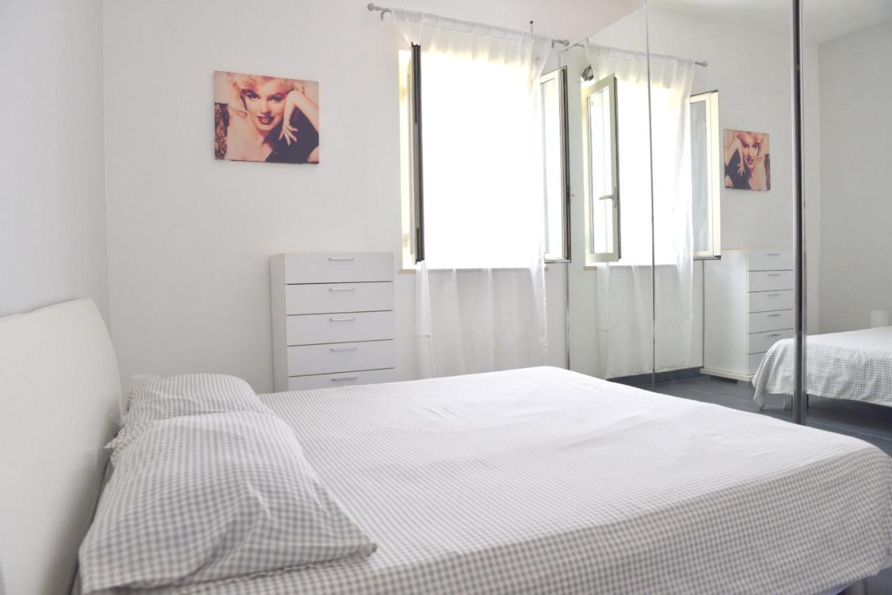 Perla marina Apartment Porto Empedocle Bagian luar foto